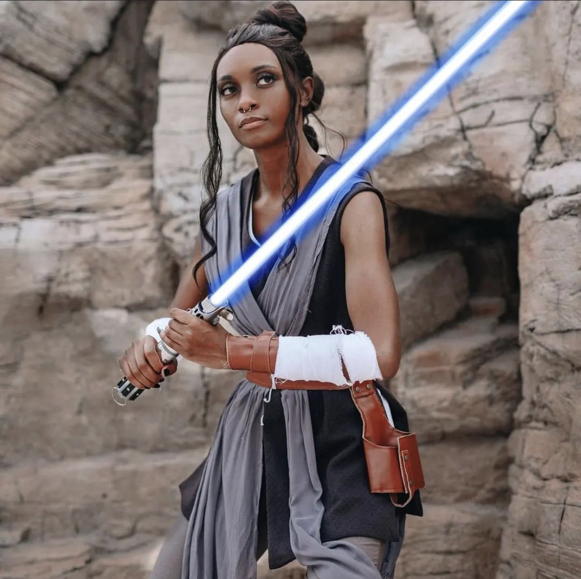 21-black-cosplayers-you-need-to-follow-right-now